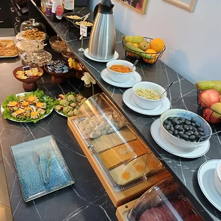 Отель Excelsior 3*