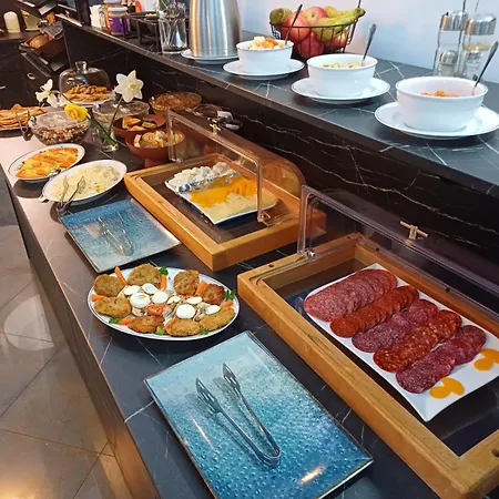 Excelsior Отель 3*